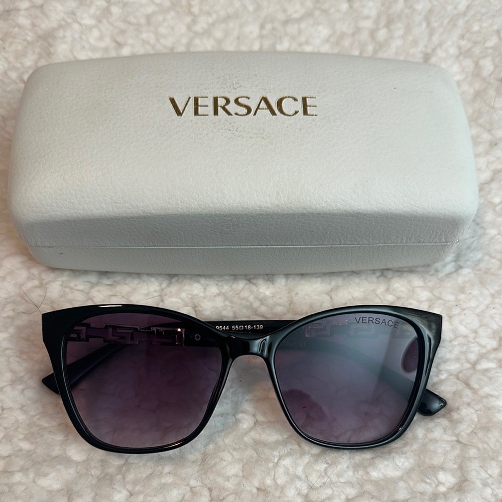 Versace Black Gradient Sunglasses Sleek Design